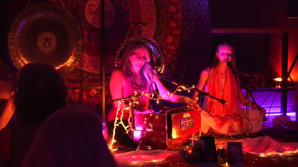 SHAKTI.LIVE - Kirtan Artists